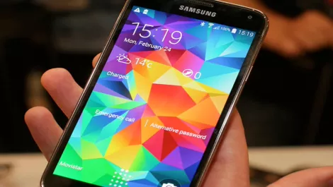 Opportunities aplenty as smartphone sales surge...