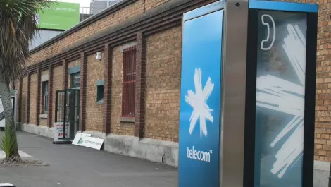 Telecom to trial LTE this year