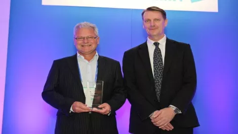 Opentext rewards kiwi partner with APAC award