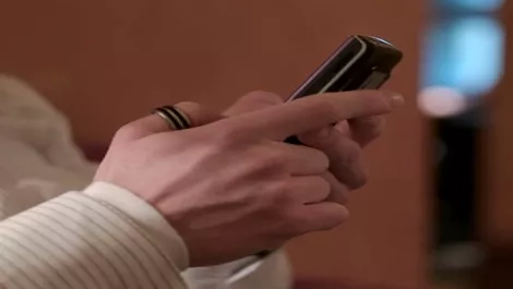 Telcos agree to allow payments via phone bills