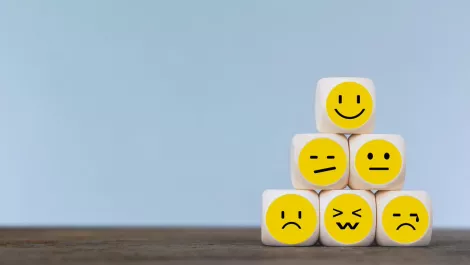 Nintendo releases grim earnings forecast