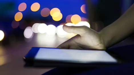 Apple remains top dog of declining tablet market