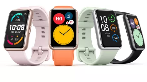 Hands-on Review: The Huawei Watch Fit needs a better workout