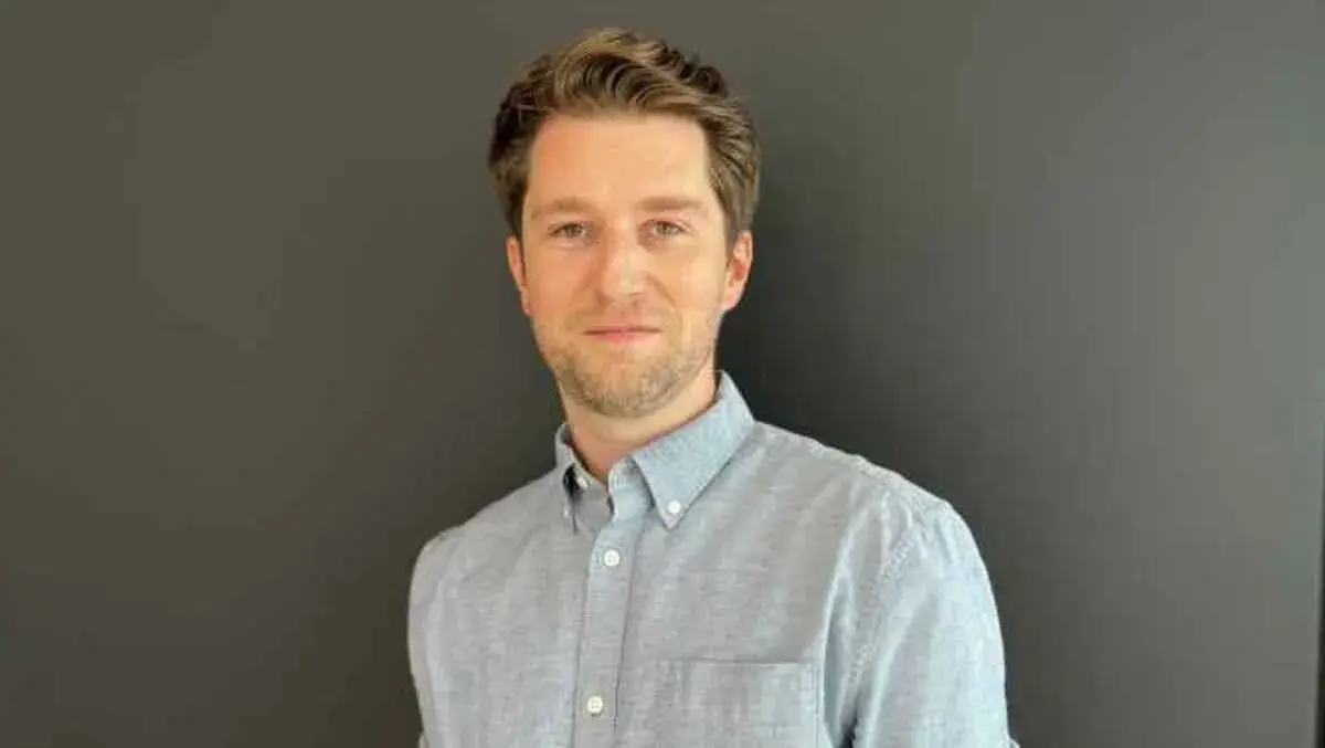 Mark kempson kinly(2)