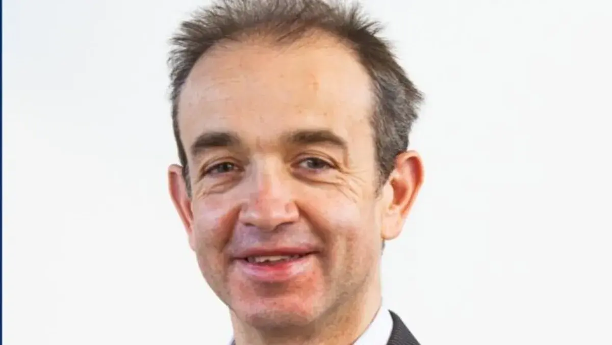 Chris nuttal headshot(2)